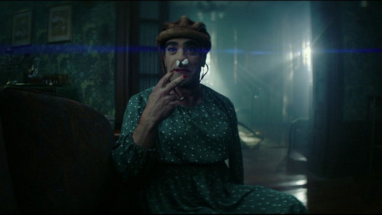 кадр из фильма Преимущества путешествий поездами