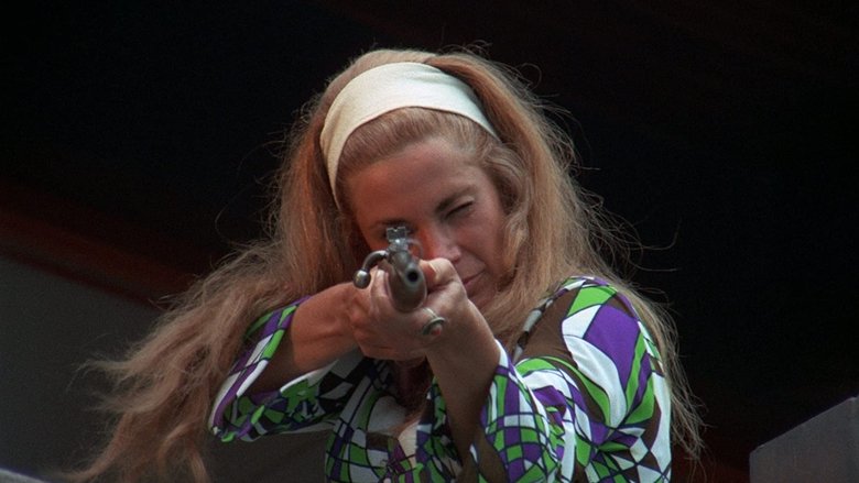 кадр из фильма 99 женщин