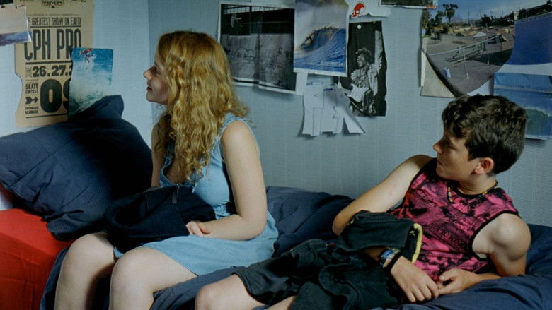 кадр из фильма Любовь как яд