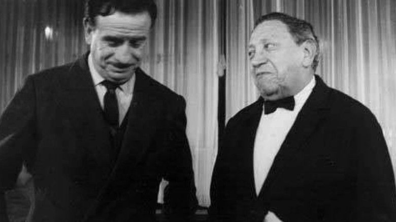 кадр из фильма Ahorro y préstamo para el amor