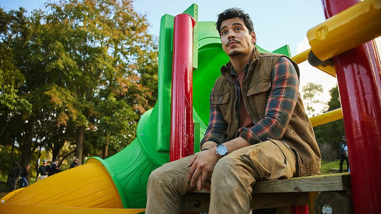 кадр из фильма Hive