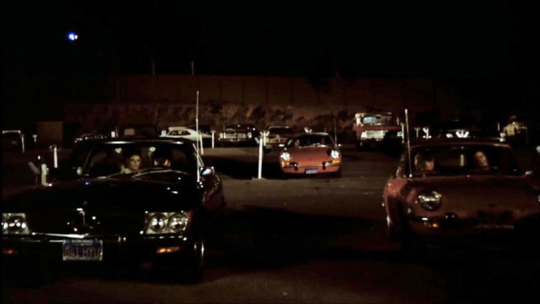 кадр из фильма Резня в автомобильном кинотеатре