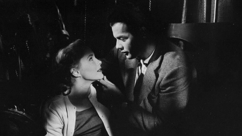 кадр из фильма Estranho Encontro