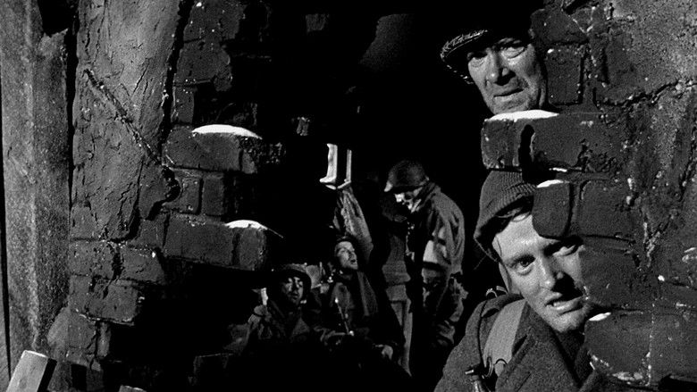 кадр из фильма Атака