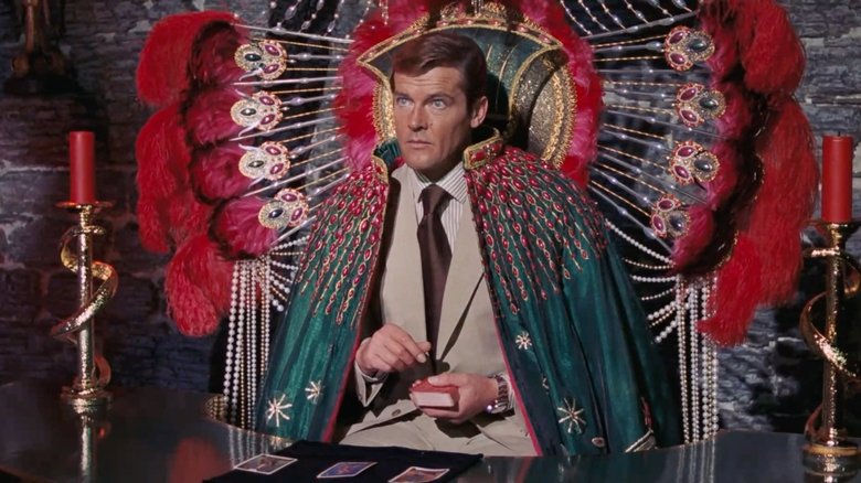 кадр из фильма 007: Живи и дай умереть