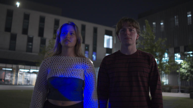 кадр из фильма GLASS*