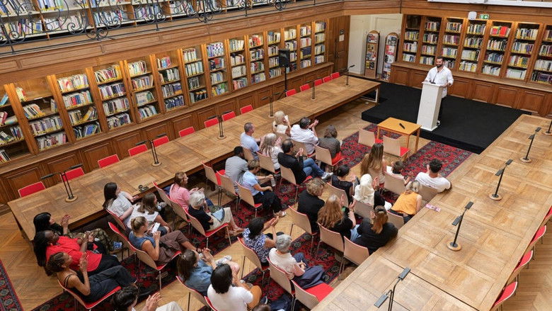 кадр из фильма J'ai pas les mots, 8 semaines pour sortir de l'illettrisme