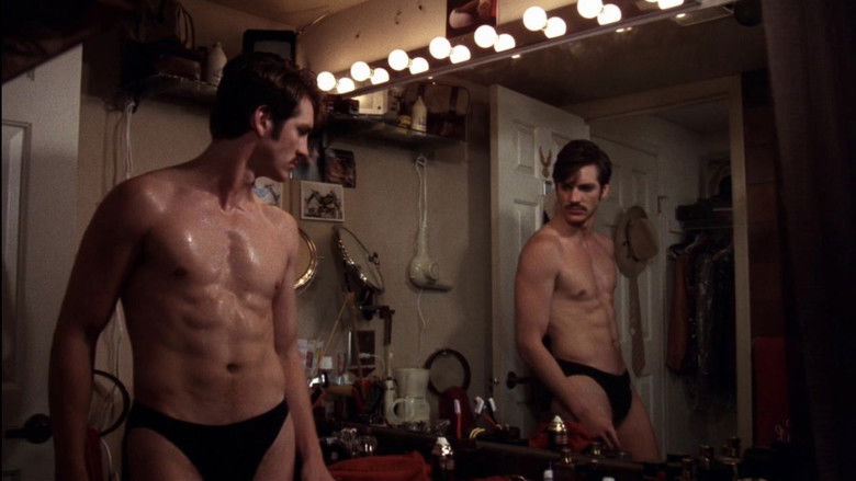 кадр из фильма Звезда Плейбоя