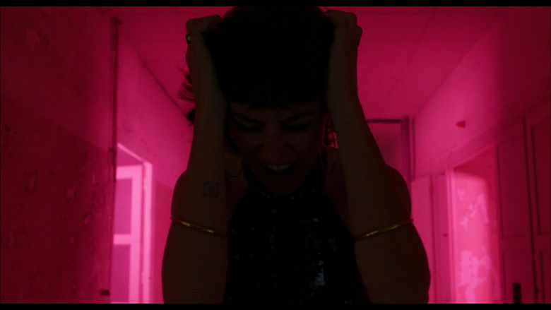 кадр из фильма Infinito