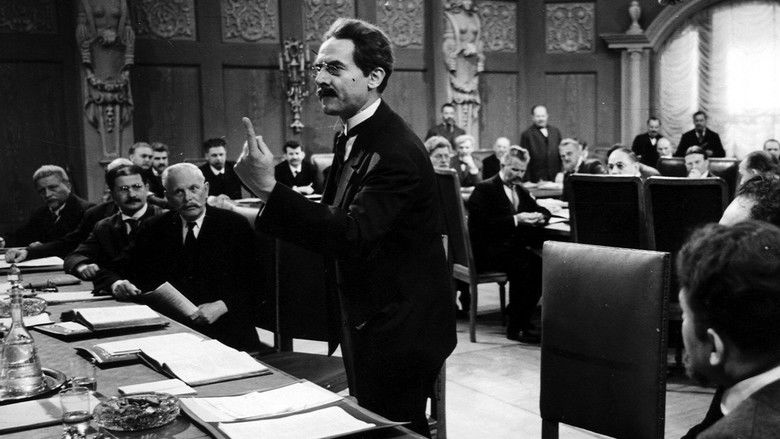 кадр из фильма Пока я жив