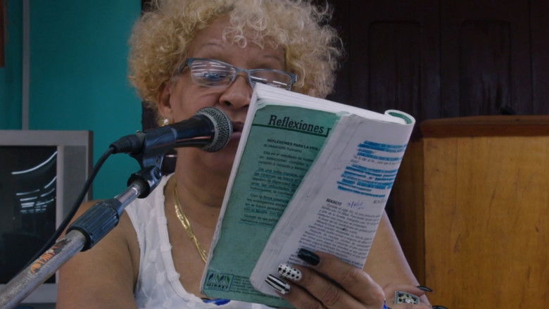 кадр из фильма La Lectora