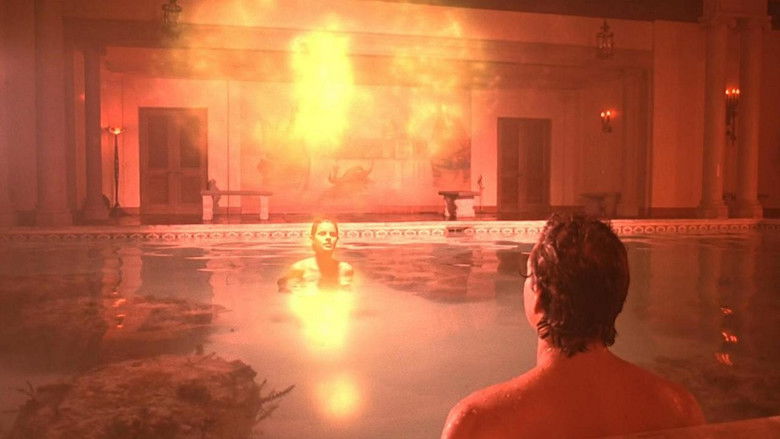 кадр из фильма Кокон