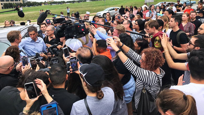 кадр из фильма Running with Beto