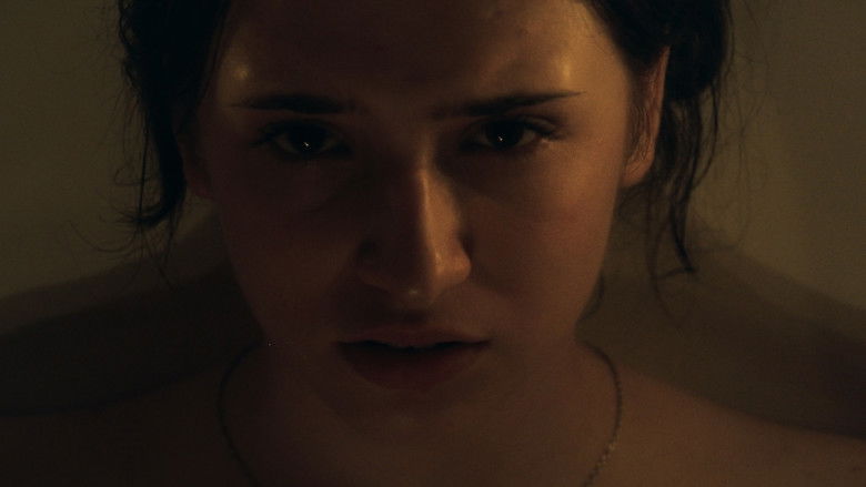 кадр из фильма Puerpera