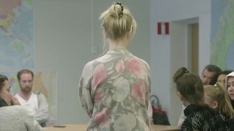 кадр из фильма 6A