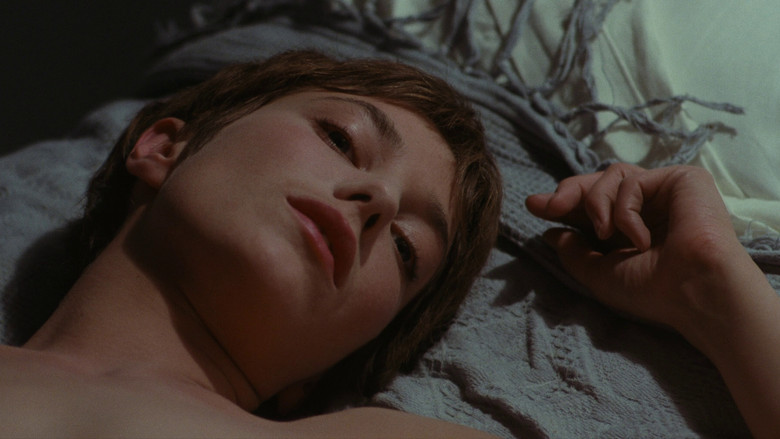 кадр из фильма Я тебя люблю, я тоже не люблю