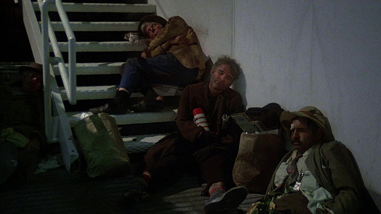 кадр из фильма Придурок