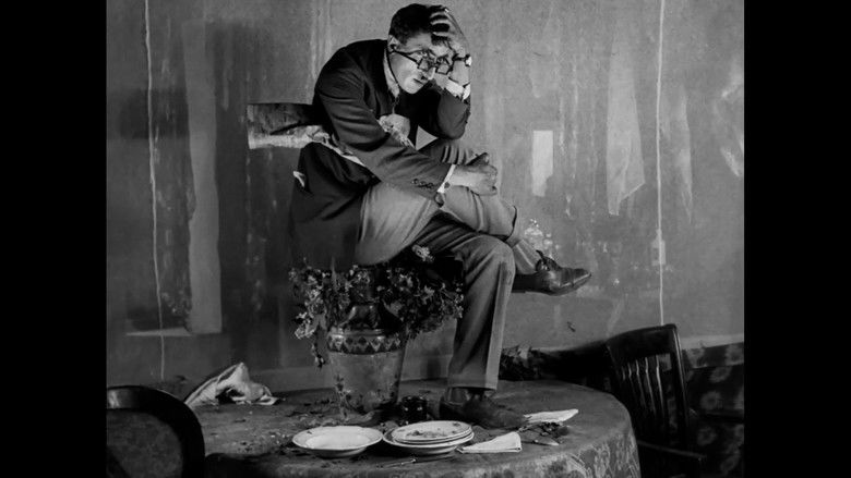 кадр из фильма Моя бабушка