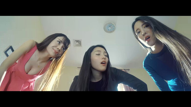 кадр из фильма 霸道少女团