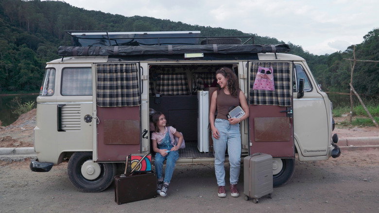кадр из фильма Eu, a Kombi e a Garotinha que Encontrei no Meio do Caminho
