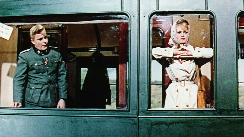 кадр из фильма Бабетта идёт на войну