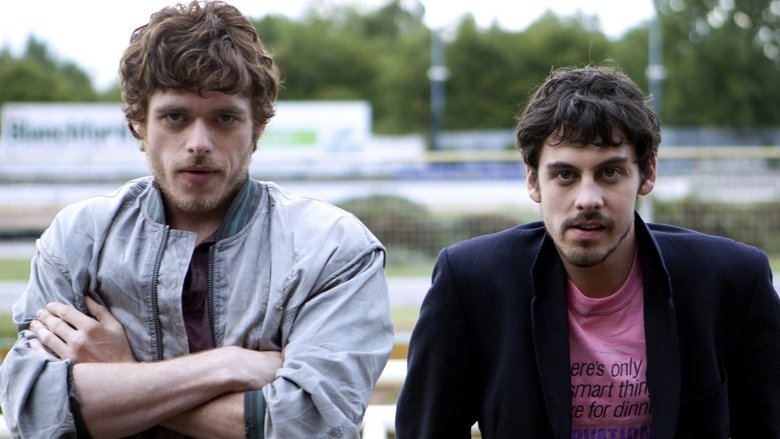 кадр из фильма Strays