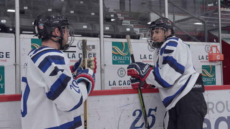 кадр из фильма Niaise pas avec la Puck