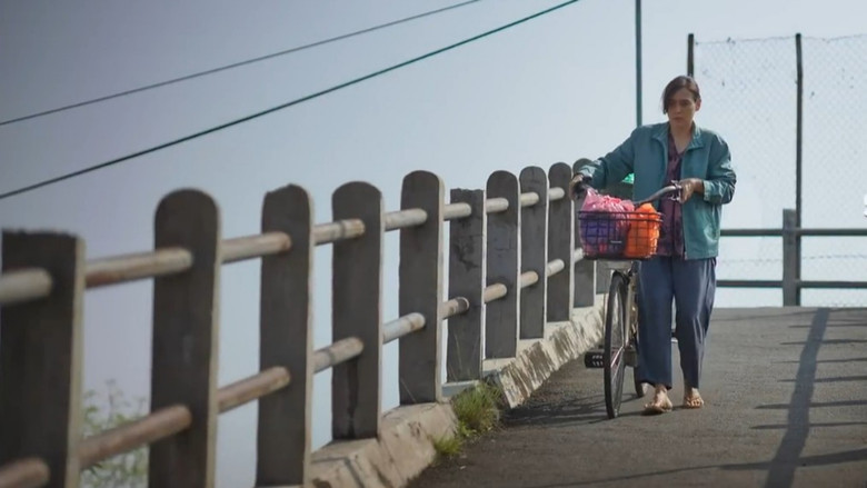 кадр из фильма Andai Ibu Tidak Menikah Dengan Ayah