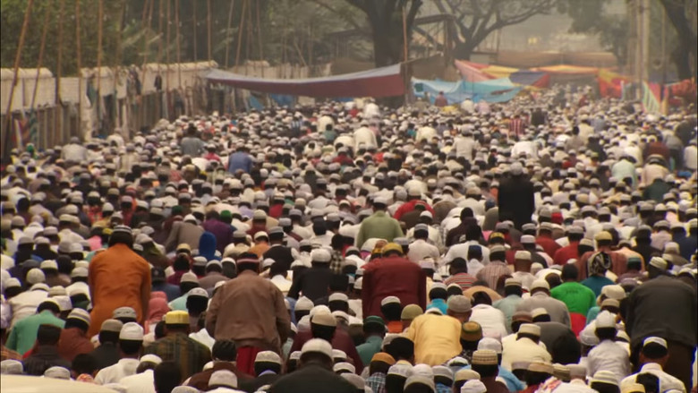 кадр из фильма Population Boom