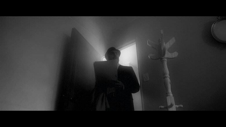 кадр из фильма LLUEVE SOBRE MOJADO