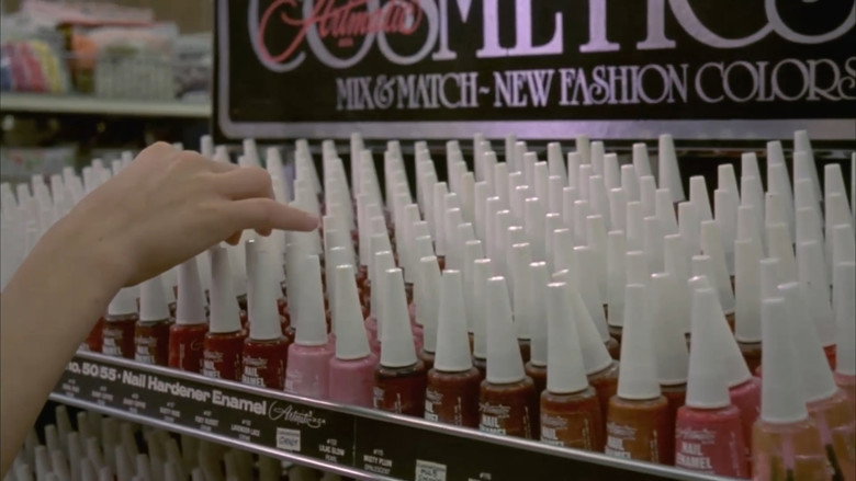 кадр из фильма Old Enough