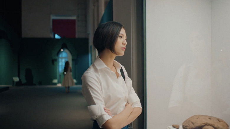 кадр из фильма Cloud Cuckoo Country