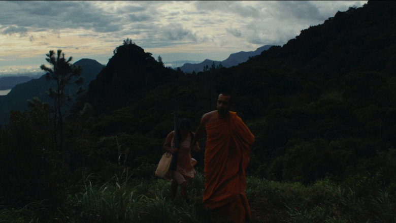 кадр из фильма ධාරා