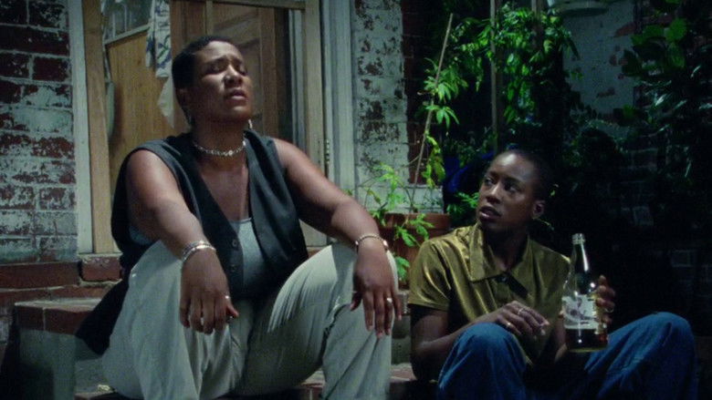 кадр из фильма Женщина-арбуз