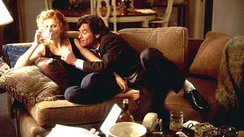 кадр из фильма Проклятый сезон