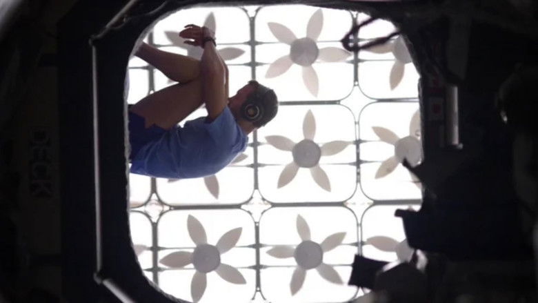 кадр из фильма Любовь