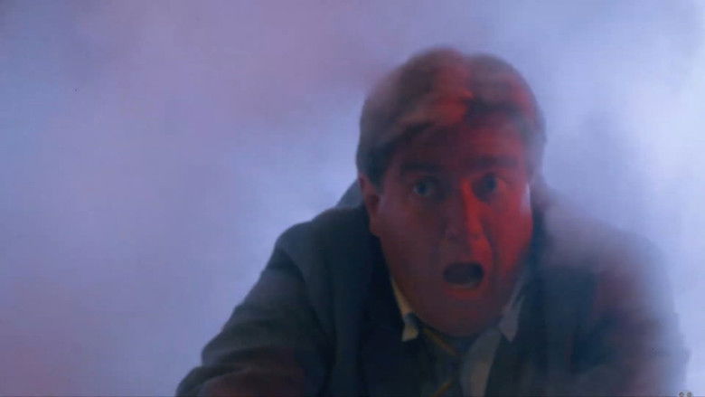 кадр из фильма Ведьма-стерва