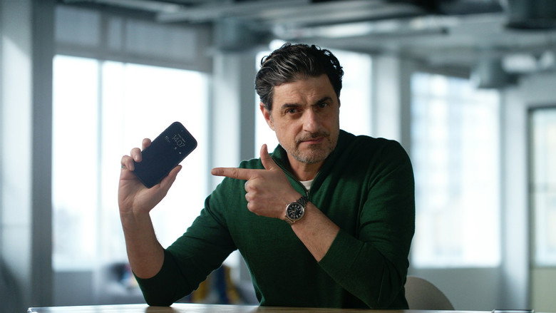 кадр из фильма Is Your Smartphone Spying On You?