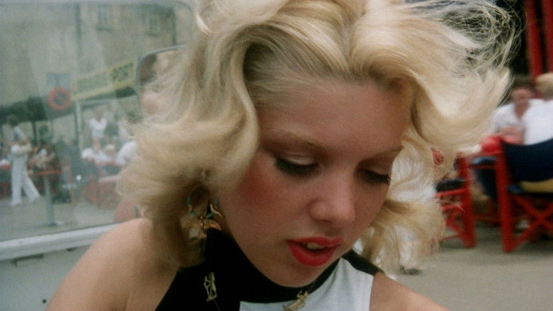 кадр из фильма Attention fillettes!...