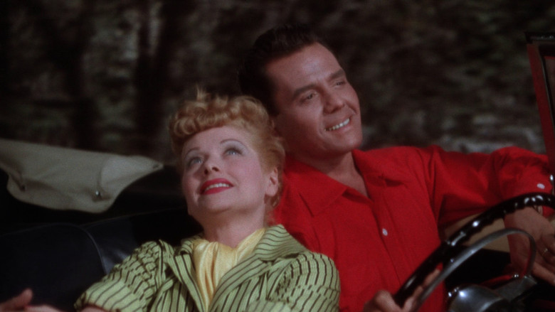 кадр из фильма Длинный, длинный трейлер