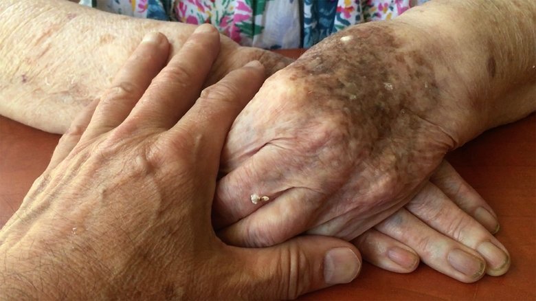 кадр из фильма Maman