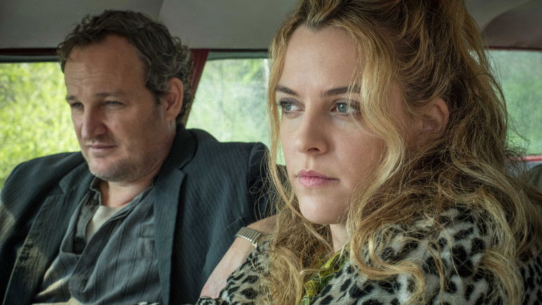 кадр из фильма Дьявол всегда здесь