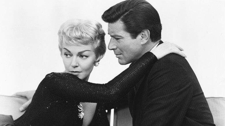 кадр из фильма By Love Possessed