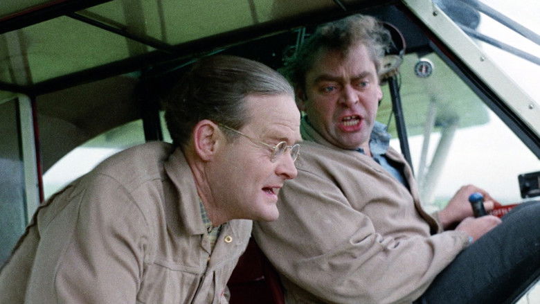 кадр из фильма Støv for alle pengene