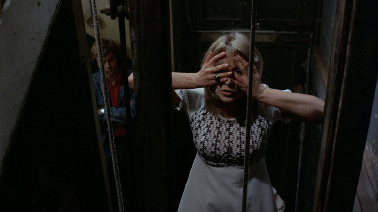 кадр из фильма Шоу плоти и крови