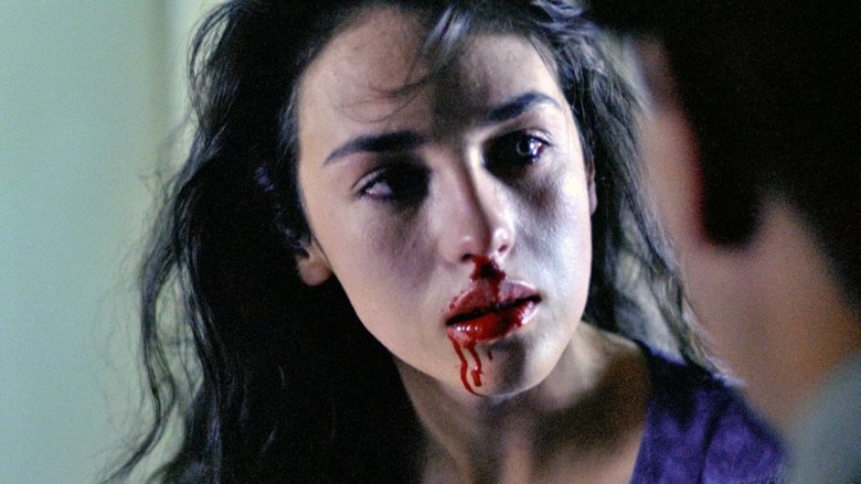 кадр из фильма Одержимая