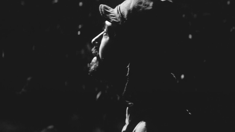 кадр из фильма Полевые огни