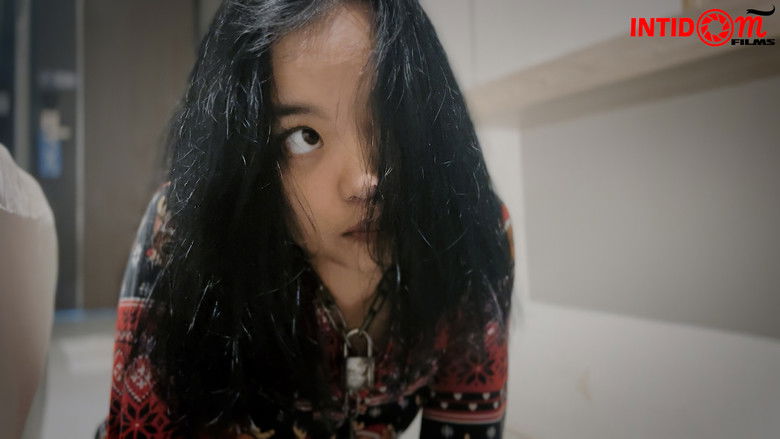 кадр из фильма Memiliki Viola 8