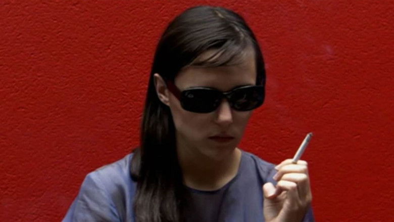 кадр из фильма Через лес