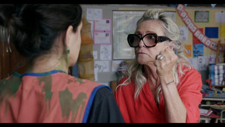 кадр из фильма Instinto Primario